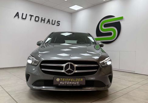 Mercedes-Benz B 180, 2020