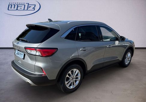 Ford Kuga, 2022