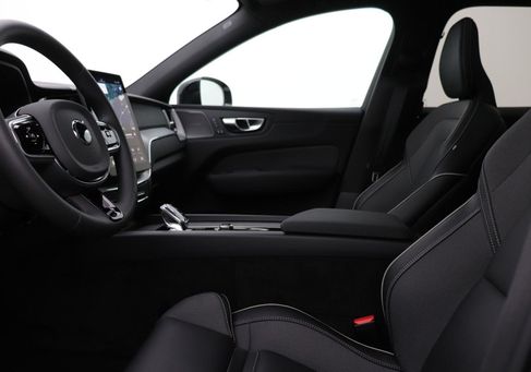 Volvo XC60, 2026 3