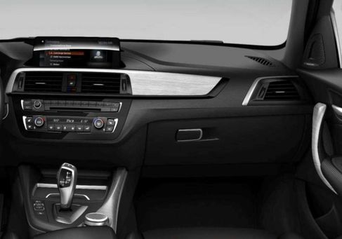 BMW 120, 2019 3