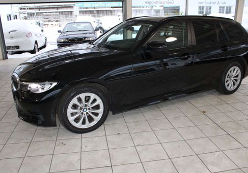 BMW 318, 2022