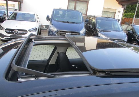 BMW 116, 2021
