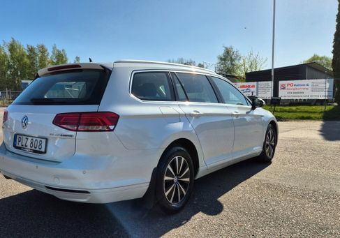 Volkswagen Passat Variant, 2018 3