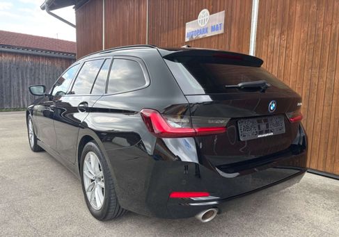 BMW 320, 2022 3