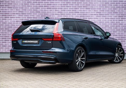 Volvo V60, 2025 3