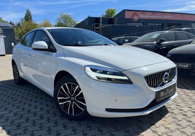 Volvo V40, 2018