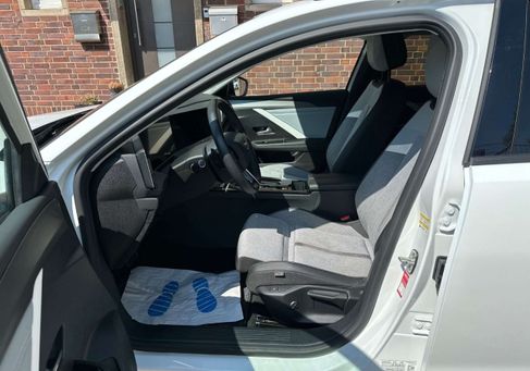 Opel Astra, 2024