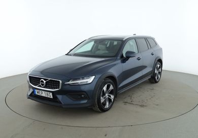 Volvo V60 Cross Country, 2021