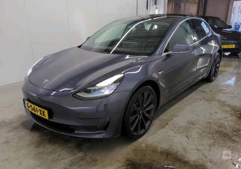 Tesla Model 3, 2019