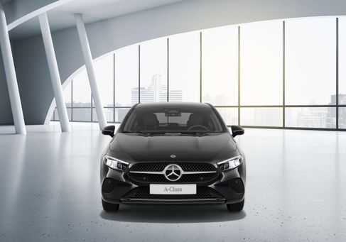 Mercedes-Benz A 180, 2025
