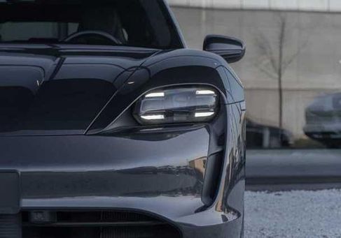 Porsche Taycan, 2021