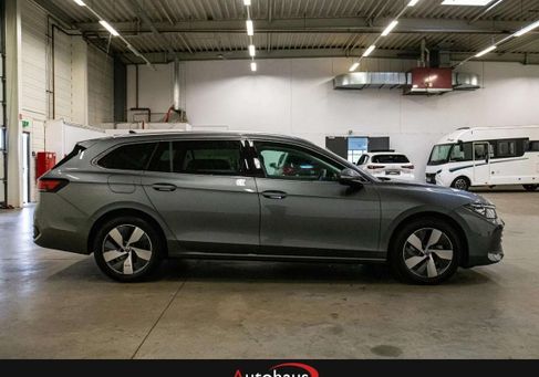 Volkswagen Passat Variant, 2025 3