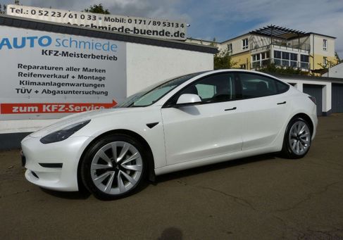 Tesla Model 3, 2021 2