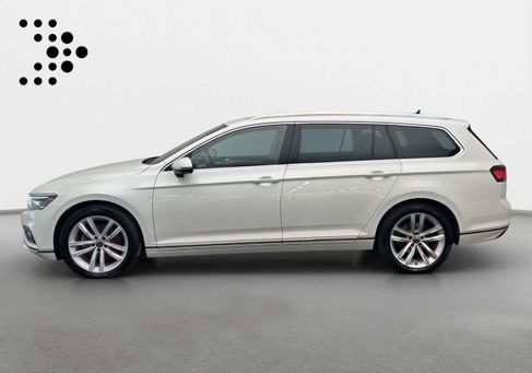 Volkswagen Passat Variant, 2022 3
