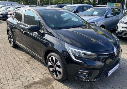 Renault Clio, 2023