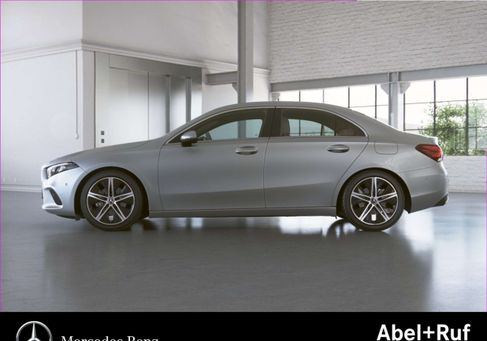 Mercedes-Benz A 200, 2020