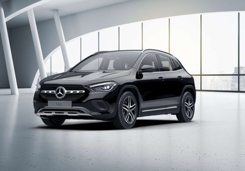 Mercedes-Benz GLA 200, 2020