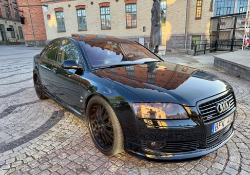 Audi A8, 2006