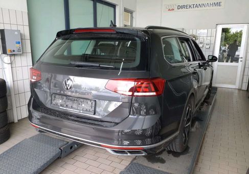 Volkswagen Passat Variant, 2023 3