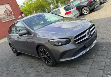 Mercedes-Benz B 200, 2020