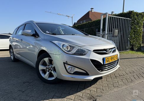 Hyundai i40, 2013