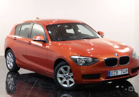 BMW 118, 2013