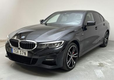 BMW 330, 2021