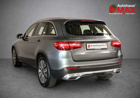 Mercedes-Benz GLC 220, 2018 3
