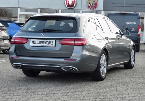 Mercedes-Benz 200, 2018