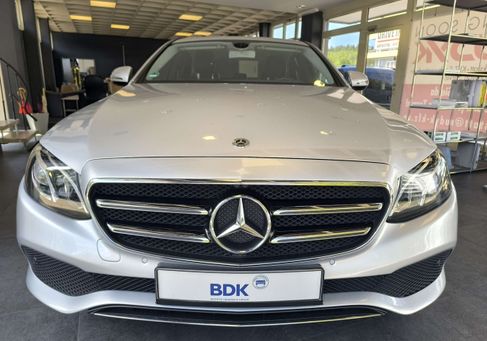 Mercedes-Benz E 200, 2019 2