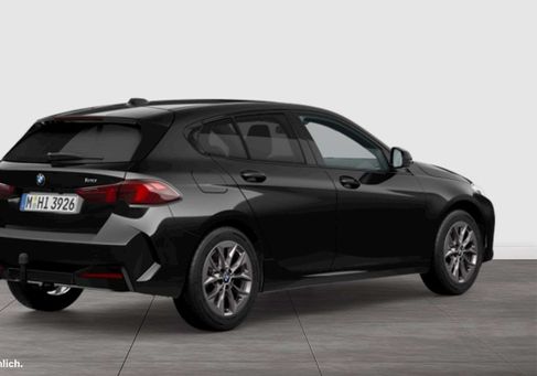 BMW 120, 2025