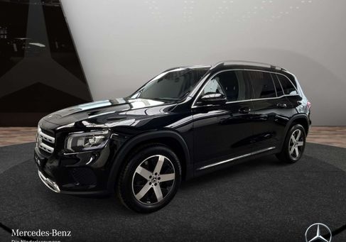 Mercedes-Benz GLB 200, 2023