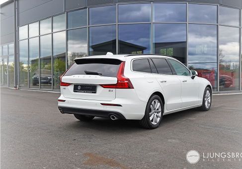 Volvo V60, 2022