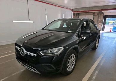 Mercedes-Benz GLA 180, 2022