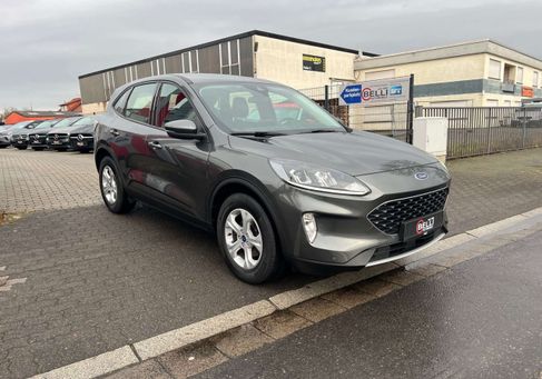 Ford Kuga, 2022
