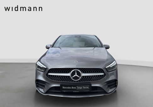 Mercedes-Benz B 200, 2022