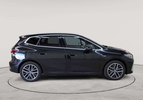 BMW 225, 2022