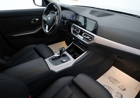 BMW 320, 2022