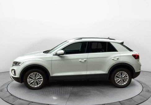 Volkswagen T-Roc, 2022