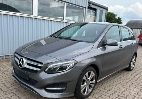 Mercedes-Benz B 180, 2018