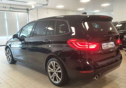BMW 218, 2022