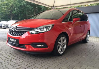 Opel Zafira, 2018