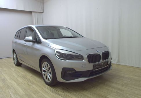 BMW 218, 2021 3