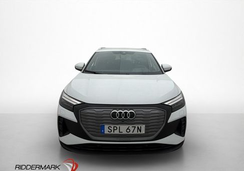 Audi Q4, 2023 2