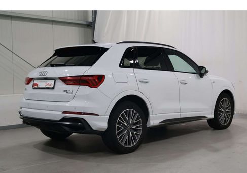 Audi Q3, 2022