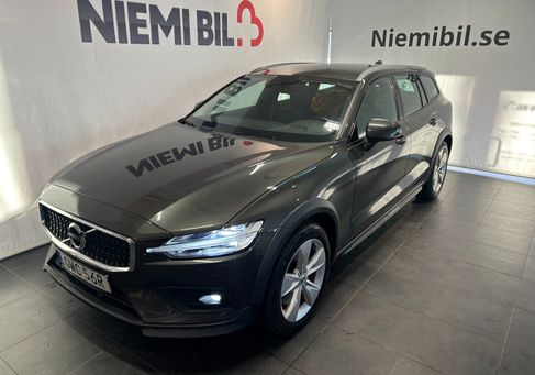 Volvo V60 Cross Country, 2019