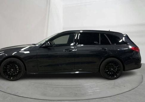 Mercedes-Benz C 300, 2022