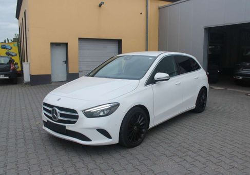 Mercedes-Benz B 180, 2019