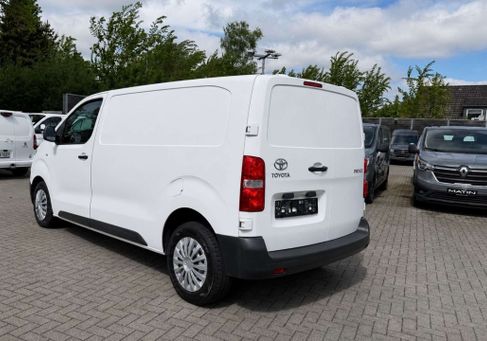 Toyota Proace, 2019
