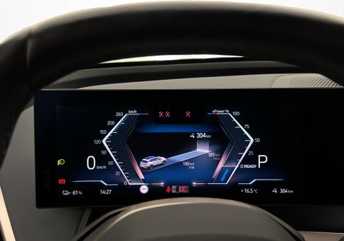 BMW iX, 2022 2